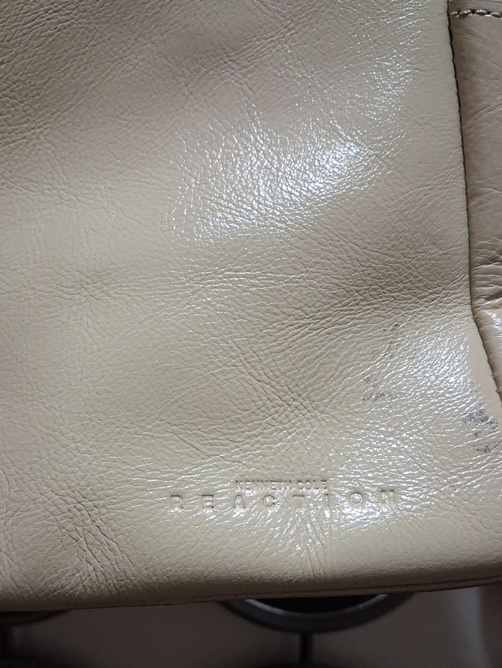 KENNETH COLE CREAM LEATHER Handbag - Picture 2 of 11